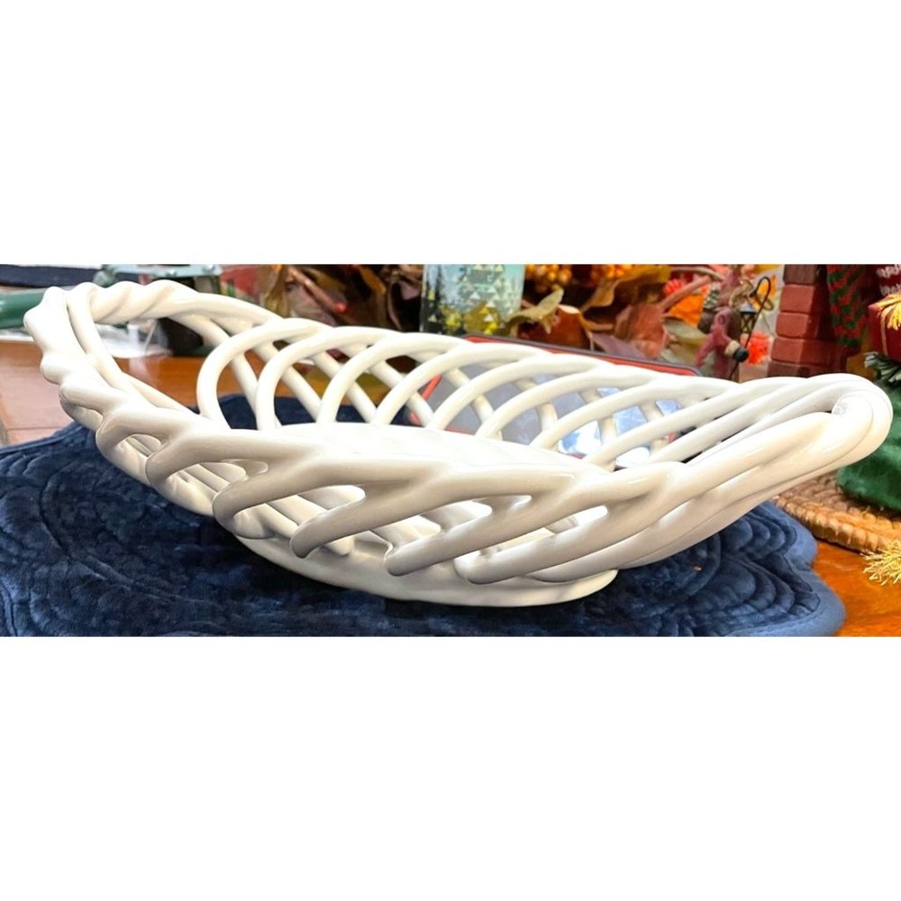 Oval Ceramic Basketweave Serving Bread Fruit Basket Bowl